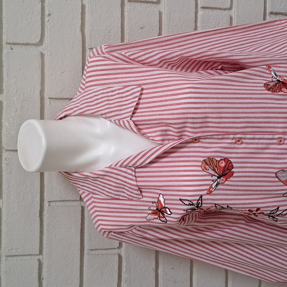 Blair Pink/White Striped Butterfly Embroidered Button Down Blouse. Size Large. - Picture 2 of 9